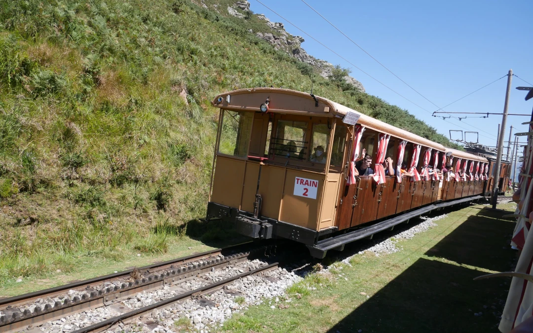 Train de la Rhune : guide complet, horaires, prix, accès
