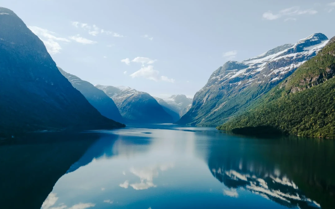 Les 10 plus beaux fjords de Norvège : Guide complet & Itinéraires